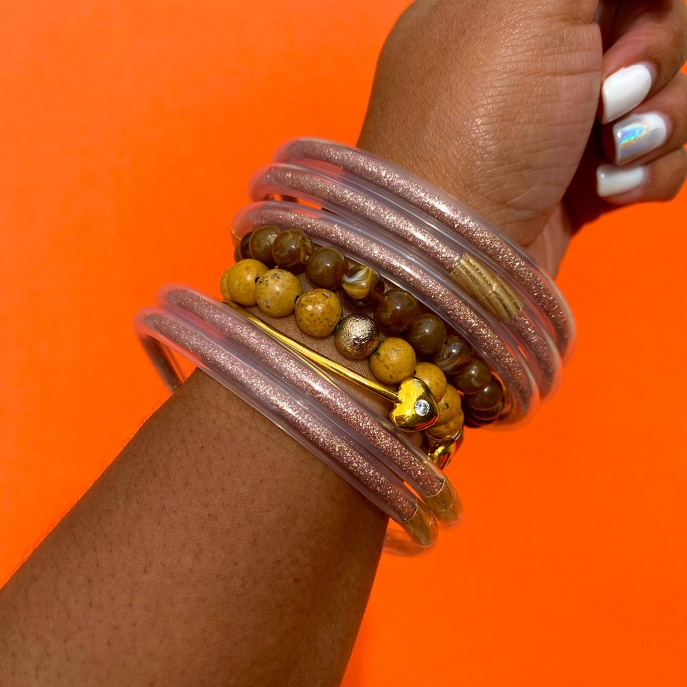 𝑨𝒍𝒍 𝑾𝒆𝒂𝒕𝒉𝒆𝒓 Bangles ❤️❤️ - Picture 4 of 4